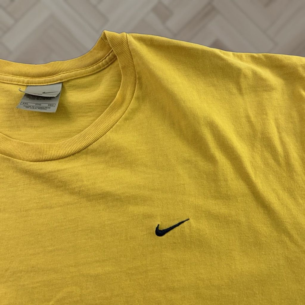 Nike Vintage Nike Short Sleeve T Shirt Men 2XL Yellow Essential Check Shirt Mens XXL Nike Short Sleeve T-Shirt Yellow 2XL Vintage Size US XXL / EU 58 / 5 - 1 Thumbnail
