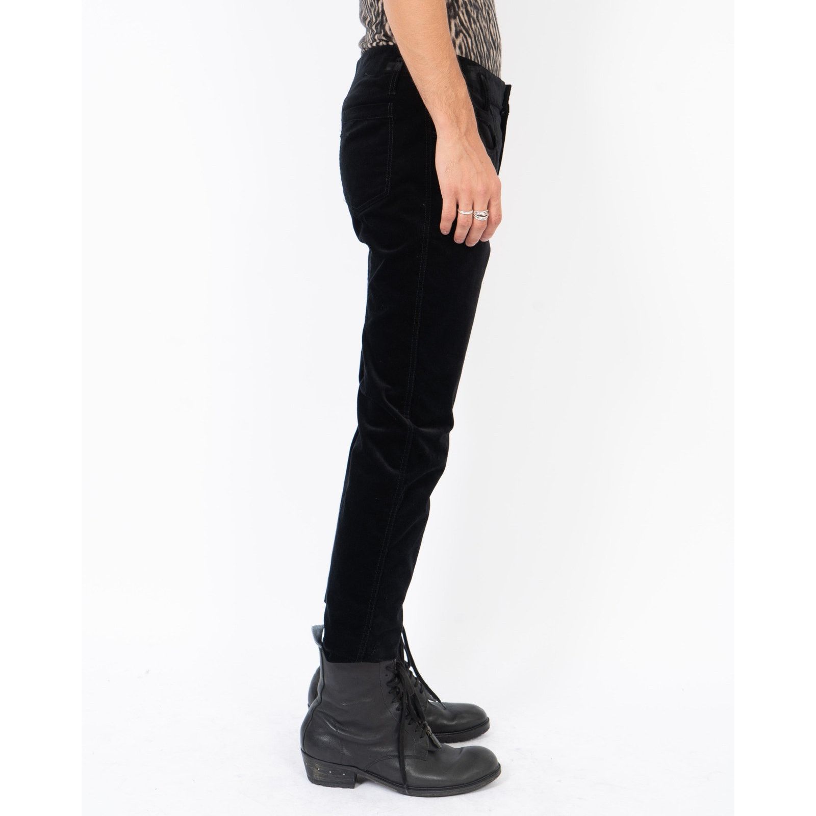 Haider Ackermann FW17 Cropped Slim Fit Trousers in Goya Black Velvet Size US 30 / EU 46 - 4 Thumbnail
