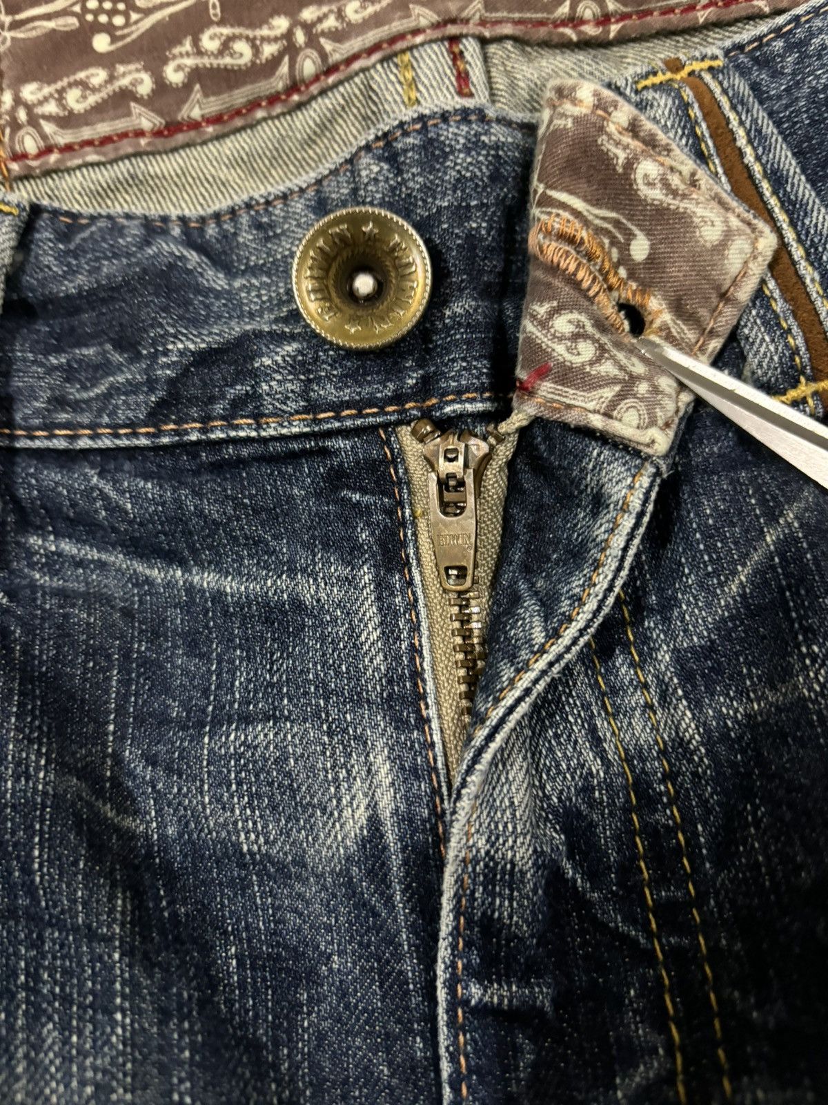 Edwin Exclusive Vintage Edwin XV Dirt Blue Wash Baggy Ripped Jeans Size US 33 - 4 Thumbnail