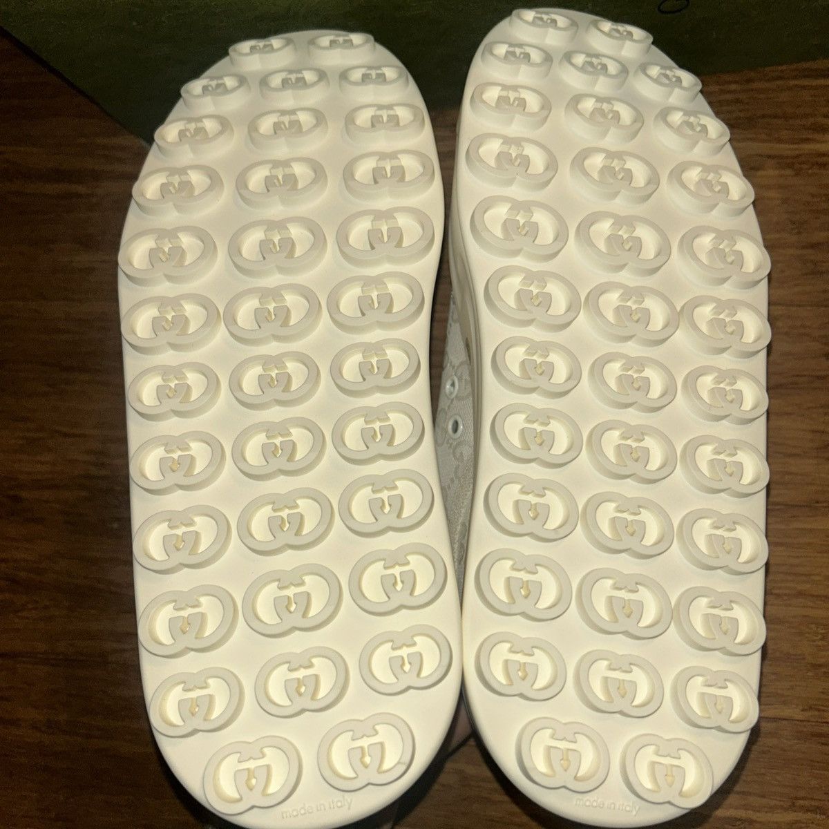 Gucci Gucci Tennis 1977 GG Logo Embroidery Sneaker Great White Size US 10.5 / IT 40.5 - 6 Thumbnail