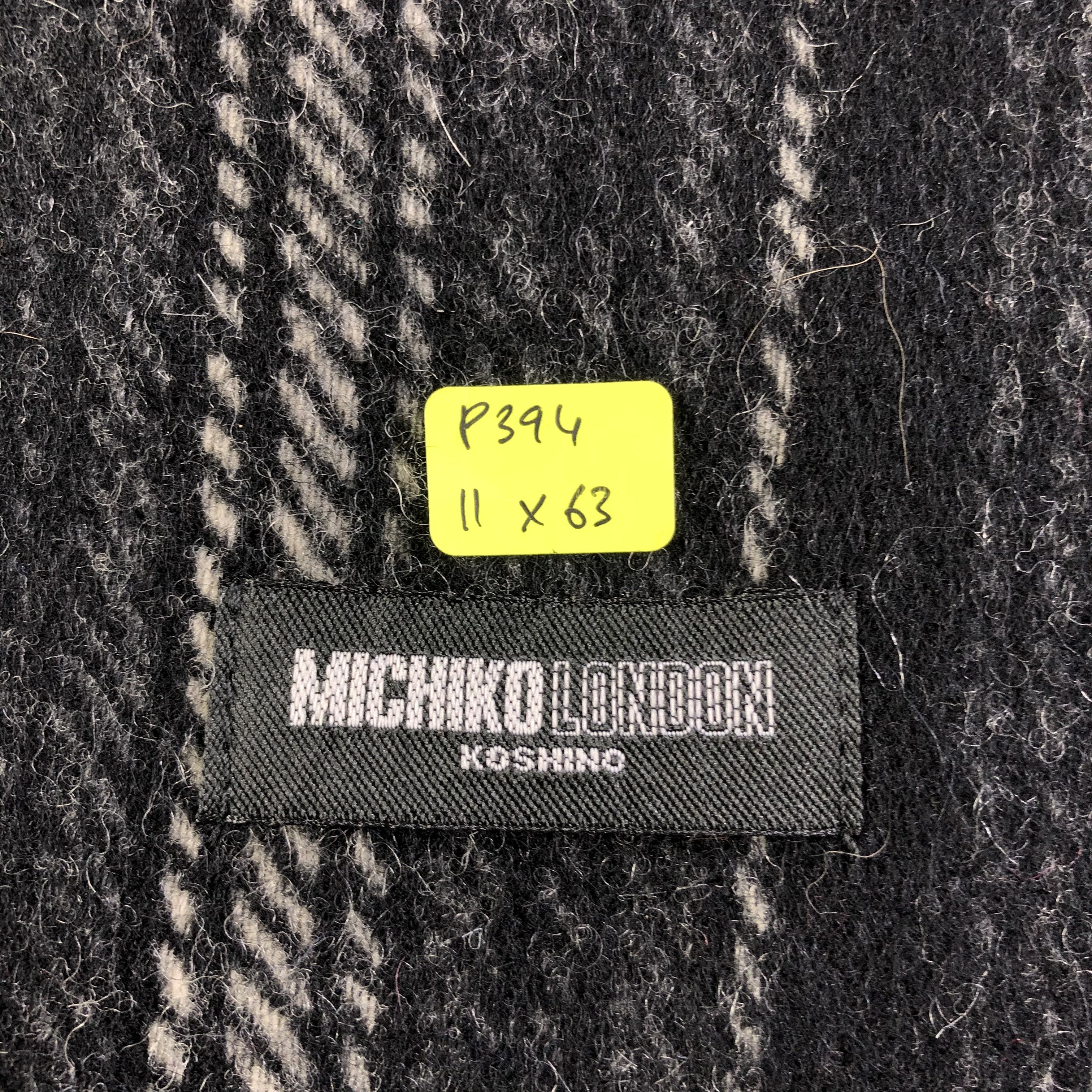 Michiko Koshino London Michiko Koshino London Scarf / Muffler / Neckwear Size ONE SIZE - 6 Thumbnail
