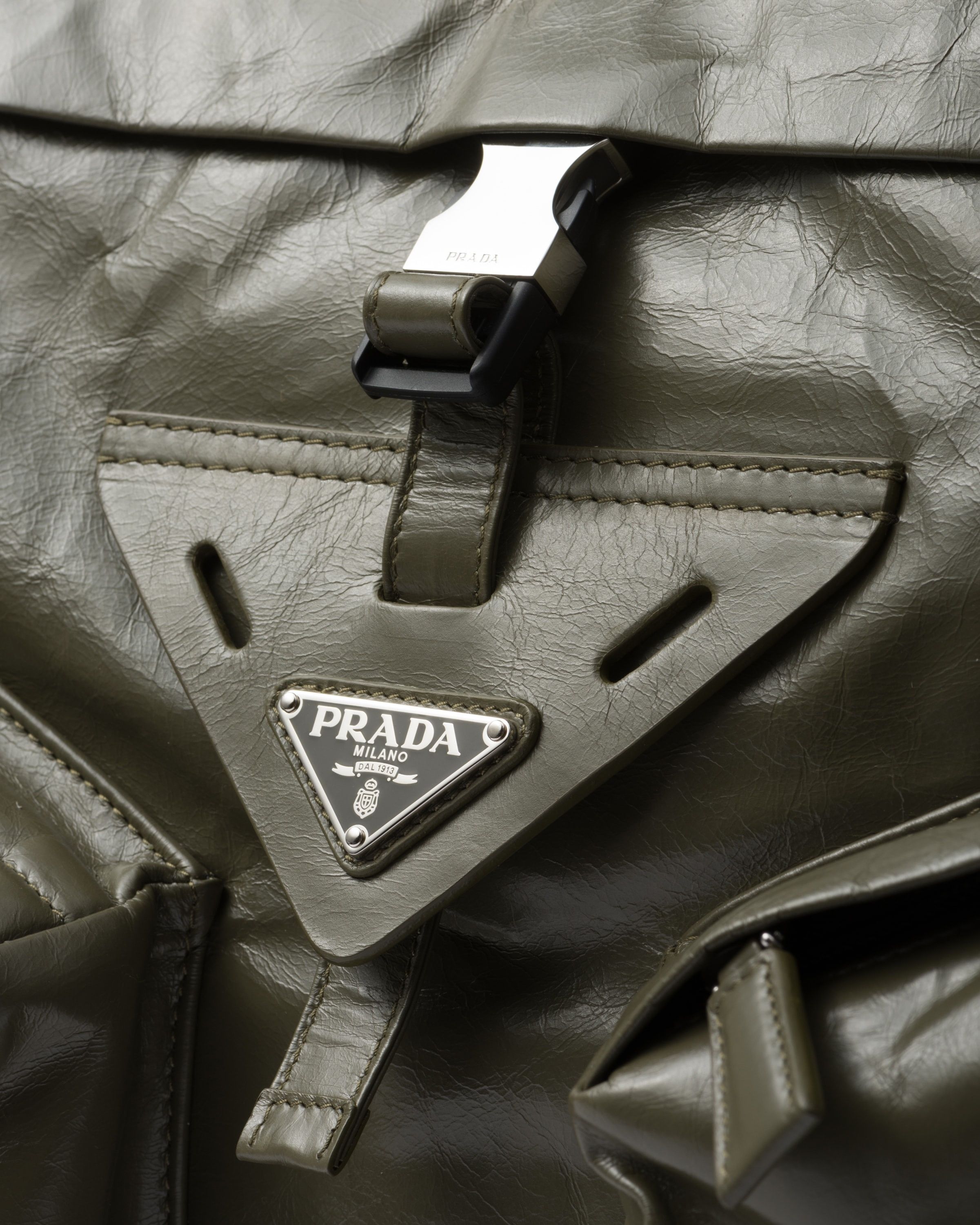 Prada o1bcso1str1025 Size: OS / Soft Lux Bag in Green Size ONE SIZE - 6 Thumbnail