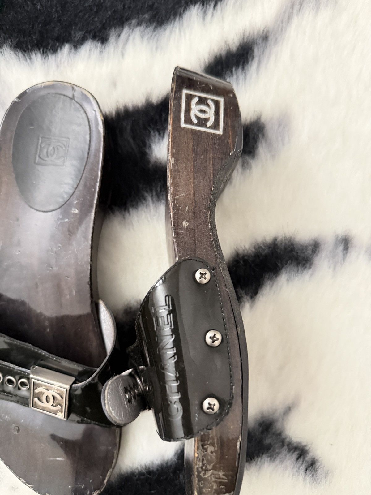 Chanel VINTAGE CHANEL SANDALS Size US 7 / IT 37 - 3 Thumbnail