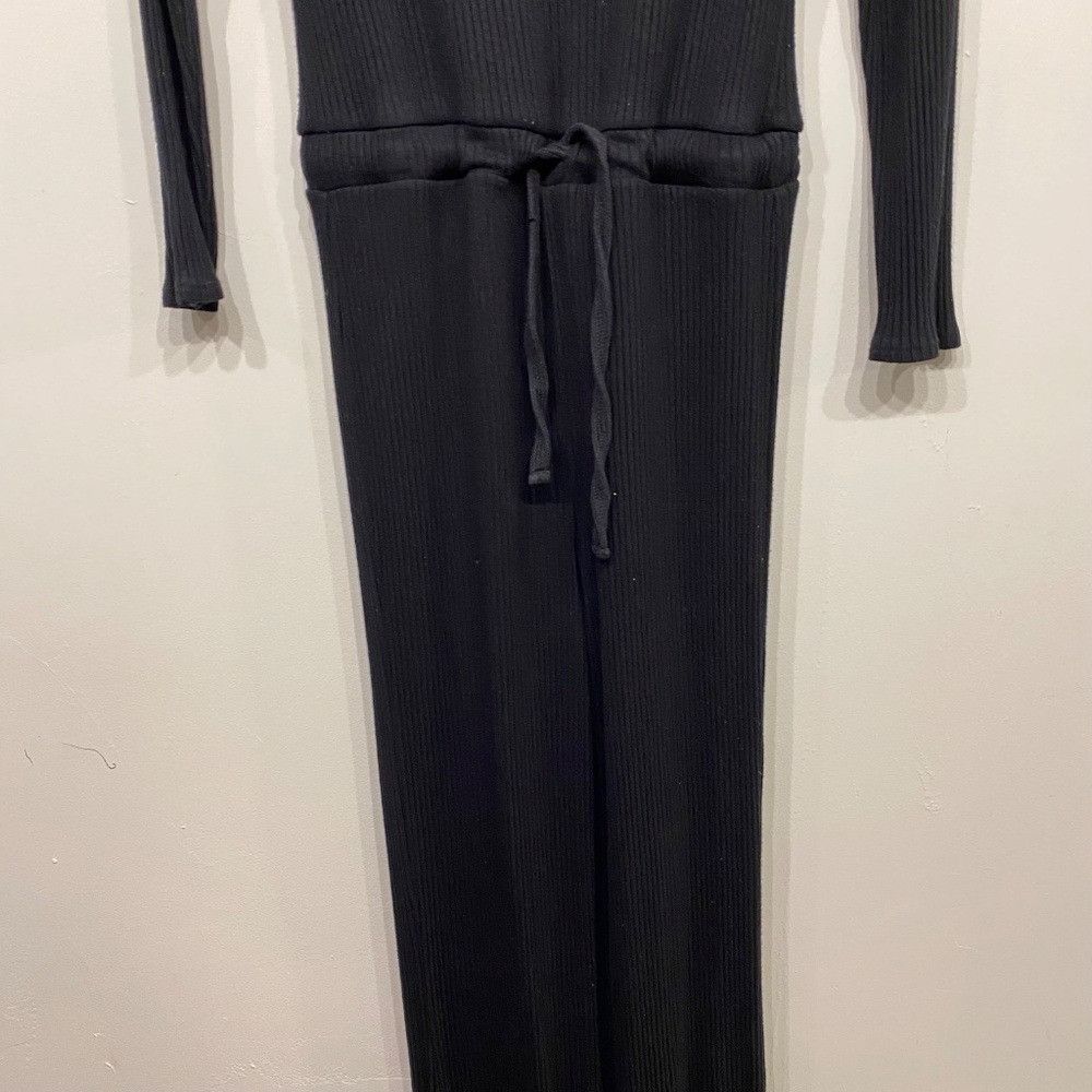 Beyond Yoga Beyond Yoga Black So Chic Ribbed Long Sleeve Jumpsuit Medium Size M / US 6-8 / IT 42-44 - 4 Thumbnail