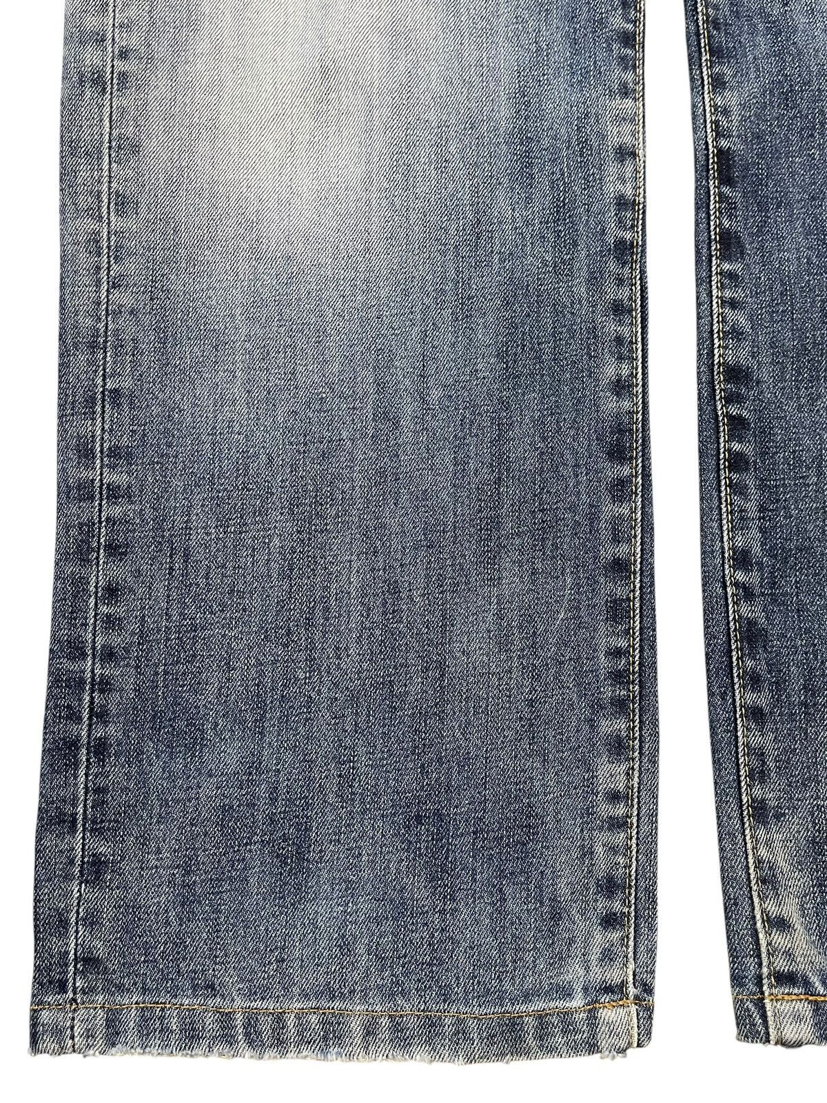 Uniqlo Vintage Japanese Uniqlo Blue Wash Style Loose Jeans Size US 34 / EU 50 - 7 Thumbnail
