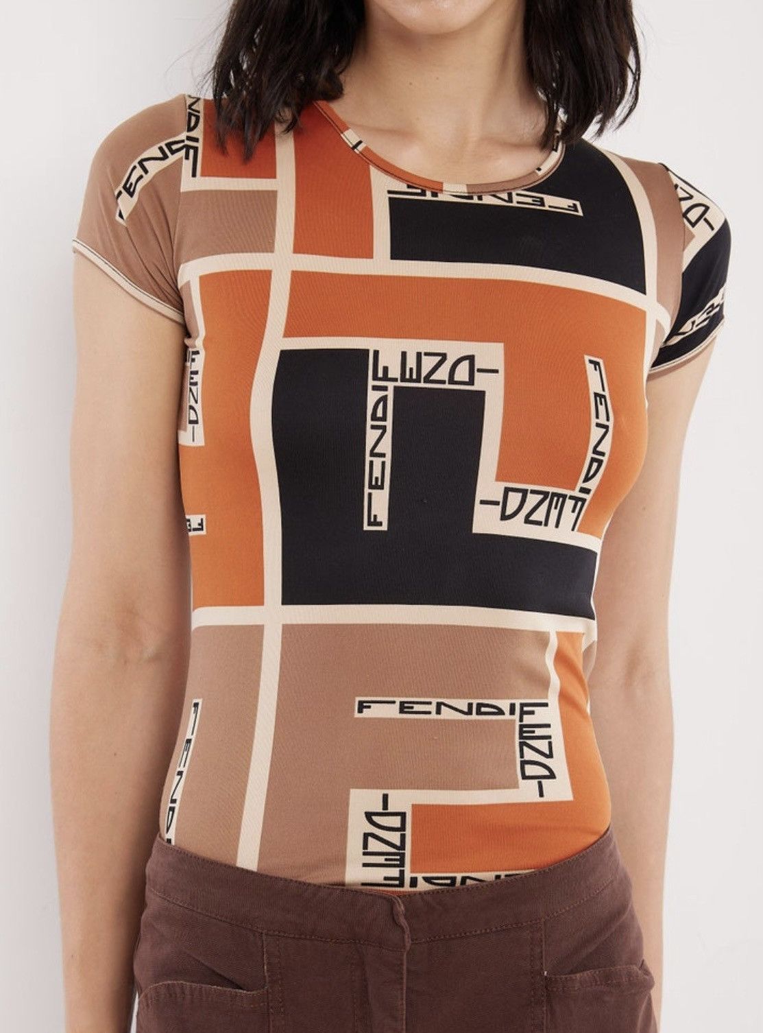 Fendi Vintage 90s Fendi puzzle spellout stretch t shirt Size S / US 4 / IT 40 - 1 Thumbnail