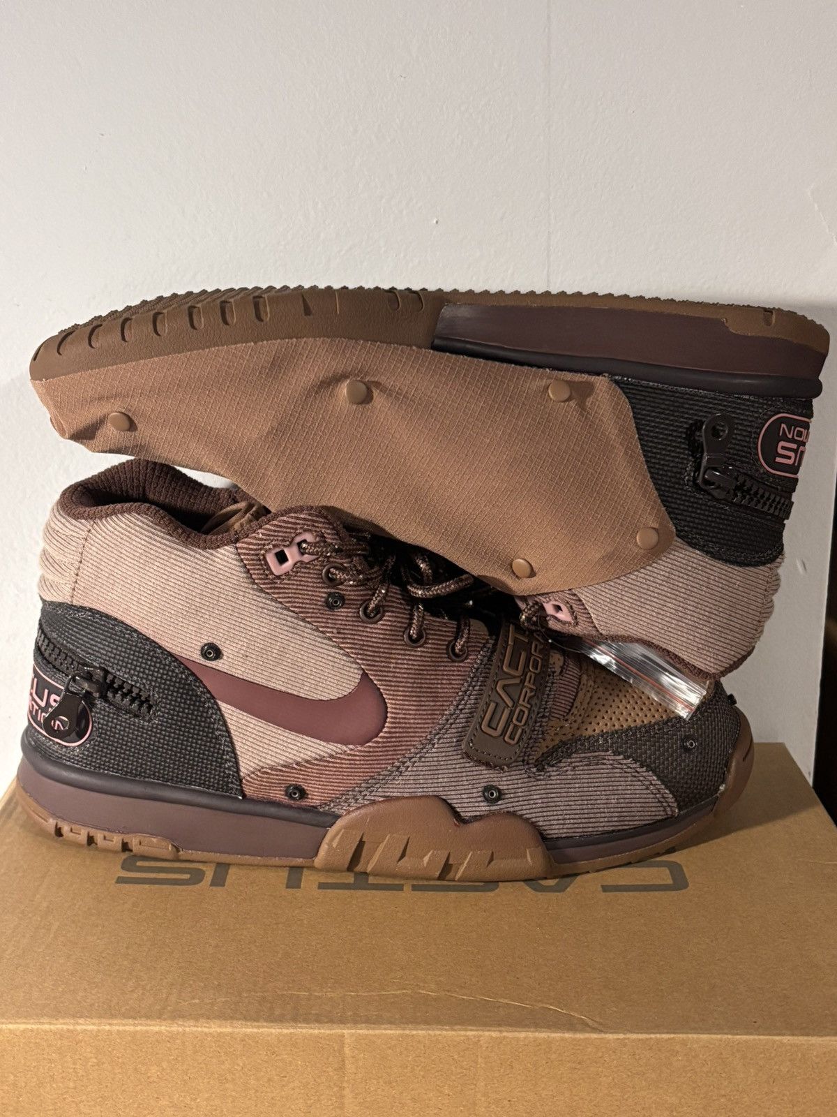 Nike × Travis Scott Nike Air Trainer 1 Travis Scott Wheat Size 9 Men DR7515-200 Size US 9 / EU 42 - 1 Thumbnail