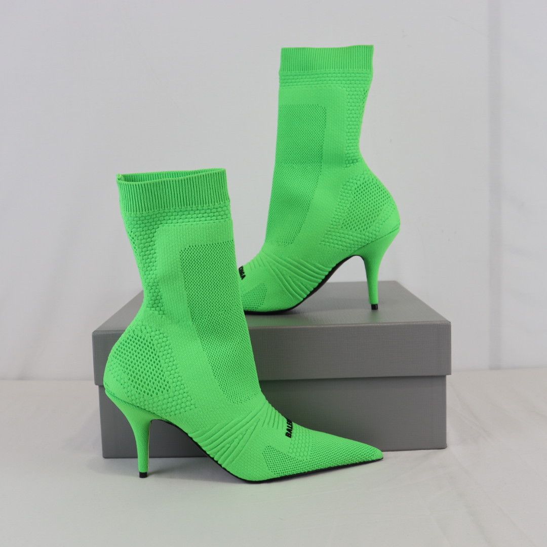 Balenciaga o1rshd1 Textured Recycled Knit Logo Boots in Fluo Green Size US 9 / IT 39 - 13 Thumbnail