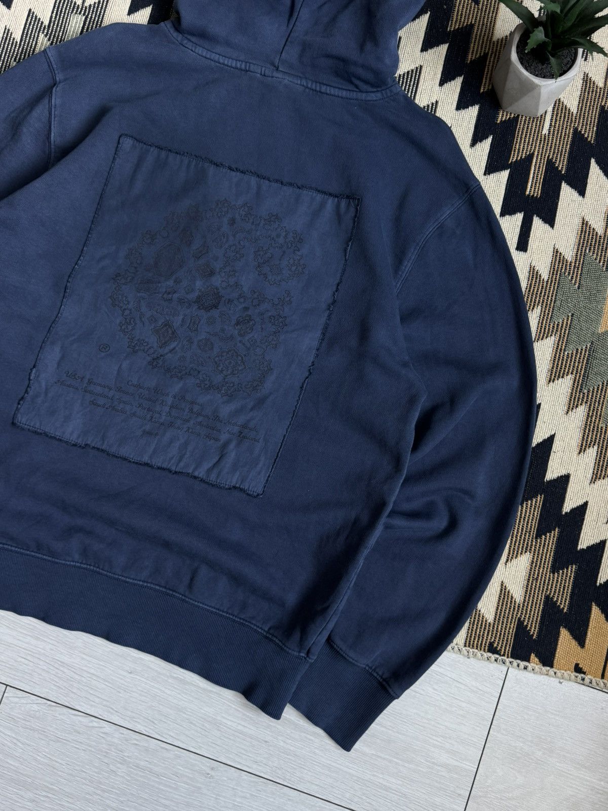 Carhartt Wip Carhartt WIP Verse Patch Garment Dyed Hoodie Size US S / EU 44-46 / 1 - 4 Thumbnail