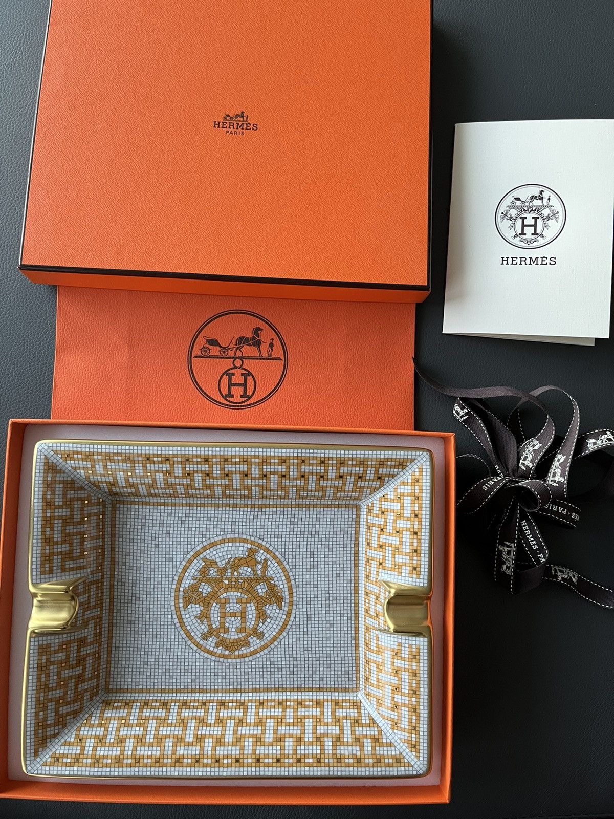 Hermes Rare Brand New Hermes H Logo Mosaique Au 24 Gold Ashtray Size ONE SIZE - 12 Thumbnail