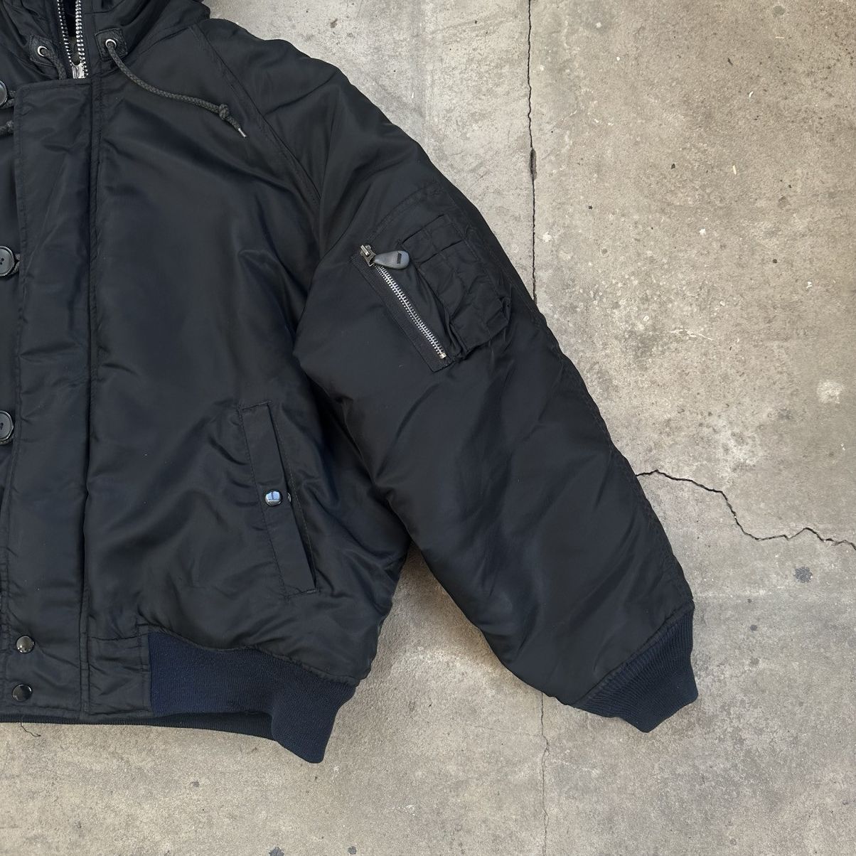 If Six Was Nine 2000s SEMS - Fur Hooded N3B Bomber Jacket Size US L / EU 52-54 / 3 - 3 Thumbnail