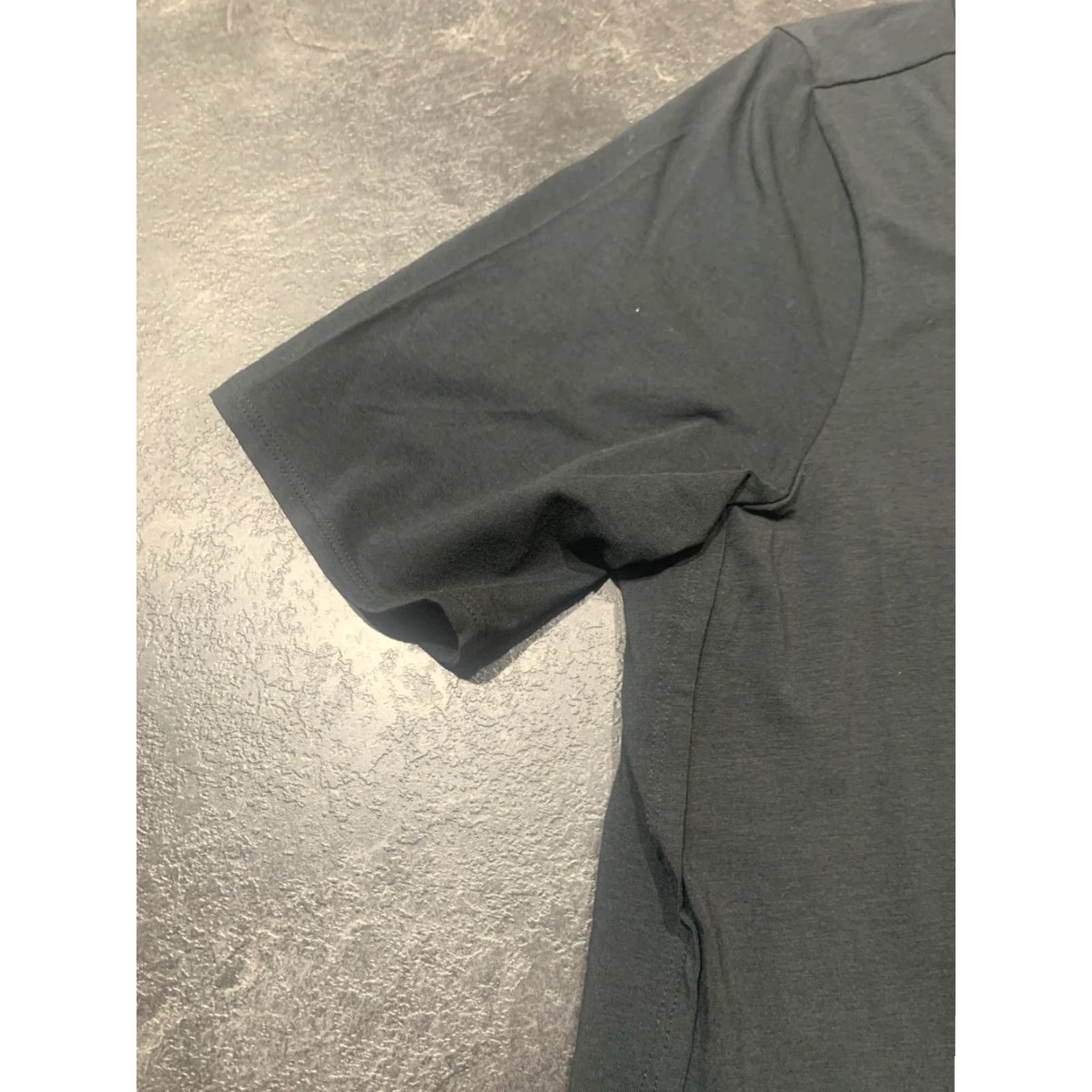 Under Armour Under Armour Black Top Adult Extra Large Womens Size XL / US 12-14 / IT 48-50 - 5 Thumbnail