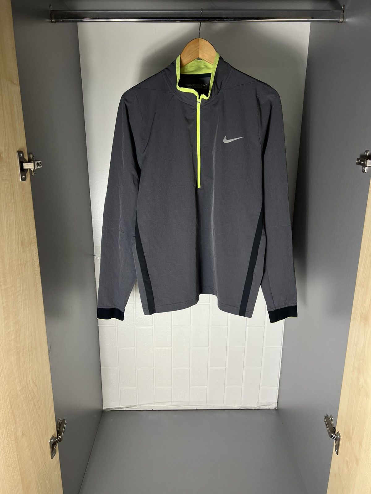 Nike VINTAGE NIKE GOLF RACK LIGHT JACKET RUNNING RETRO Y2K DRILL Size US M / EU 48-50 / 2 - 8 Thumbnail