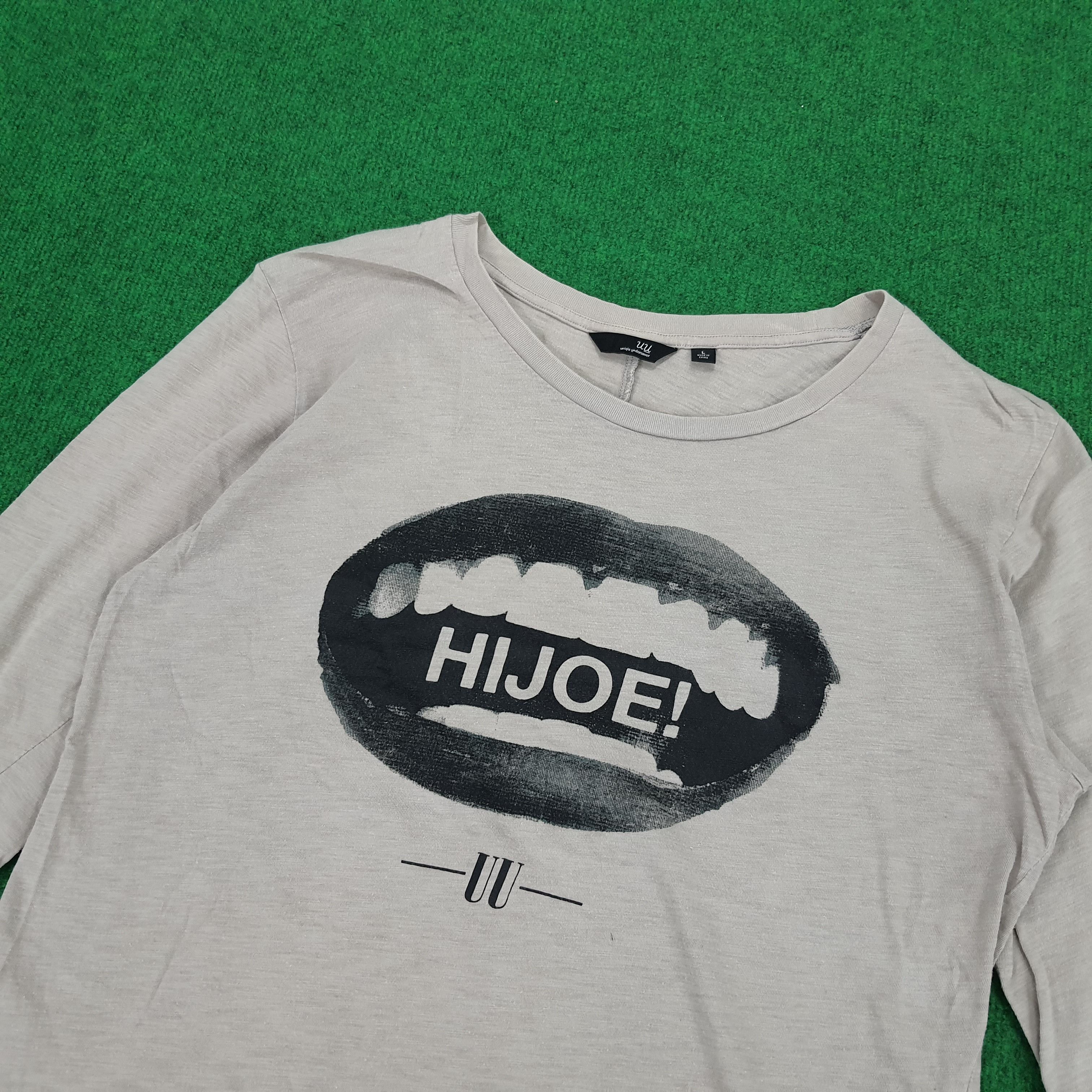 Undercover × Uniqlo Vintage Uniqlo Undercover Japanese Brand T-shirt Size S / US 4 / IT 40 - 2 Thumbnail
