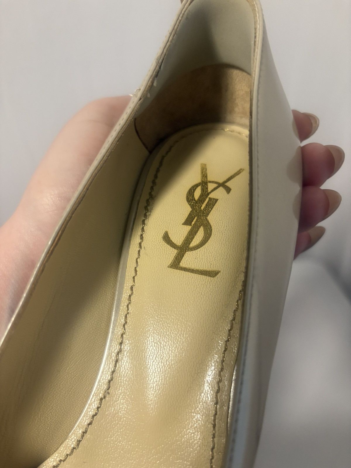 Yves Saint Laurent Yves Saint Laurent Pearl Beige Leather Pumps Size US 8 / IT 38 - 4 Thumbnail