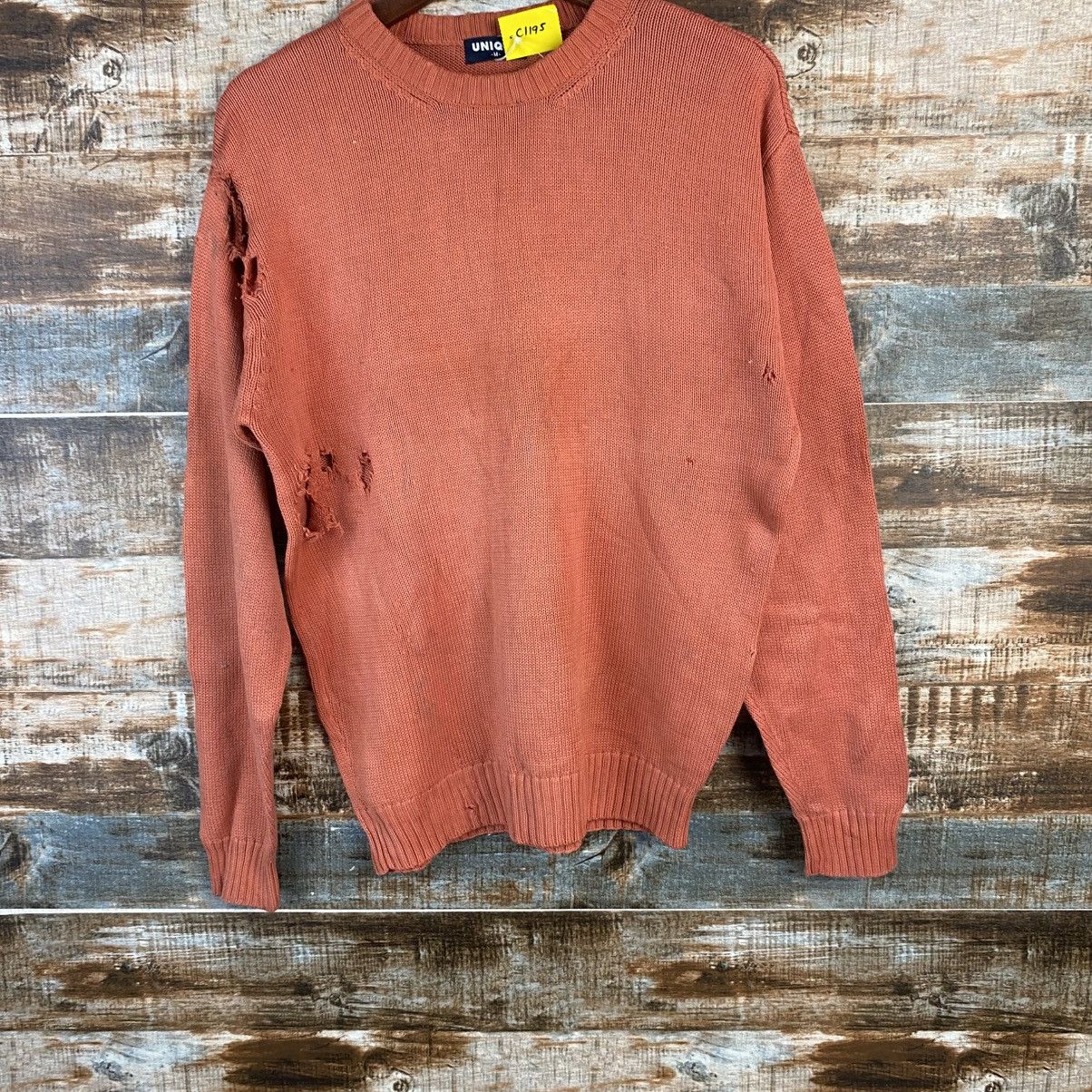 Vintage DL Uniqlo Vintage worn ripped distressed Sweaters #C1195 Size US M / EU 48-50 / 2 - 3 Thumbnail