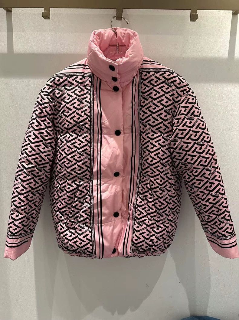 Versace Versace White goose down jacket Size M / US 6-8 / IT 42-44 - 1 Thumbnail
