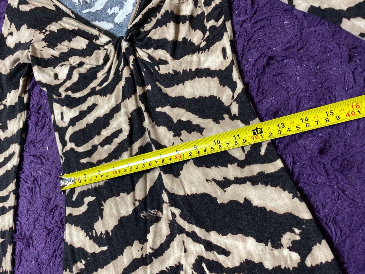 Roberto Cavalli Roberto Cavalli Y2K Animal Print Midi Dress Size M Size M / US 6-8 / IT 42-44 - 11 Thumbnail