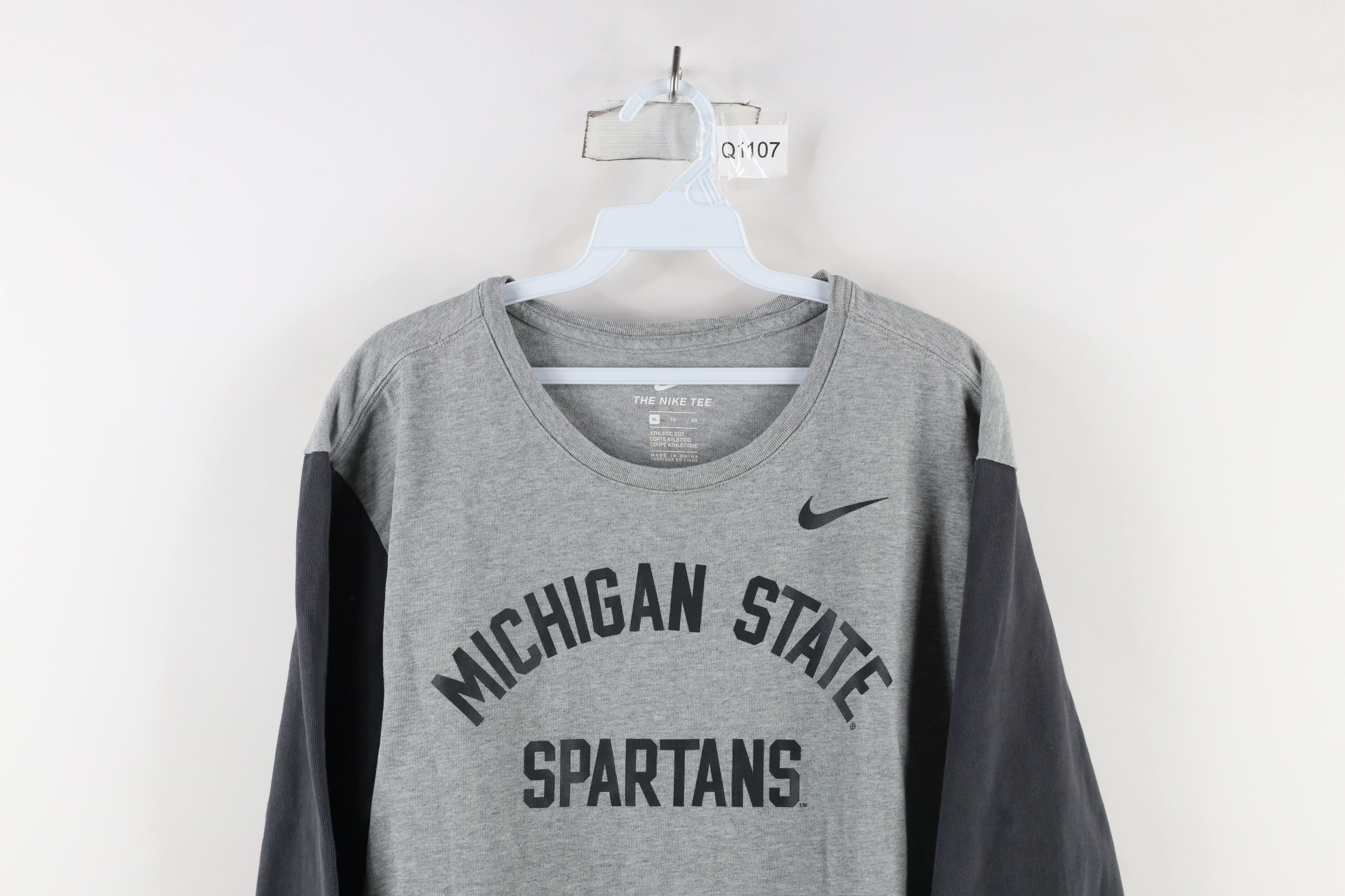 Nike × Vintage Nike Heavyweight Michigan University Long Sleeve T-Shirt Size US XL / EU 56 / 4 - 2 Thumbnail