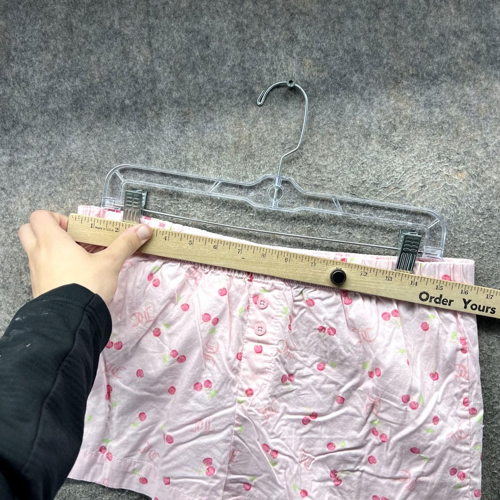 Juicy Couture VINTAGE Juicy Couture Sleep Shorts Womens Medium Pink Cherry Print Rhinestone Juicy Size 32" / US 10 / IT 46 - 7 Thumbnail