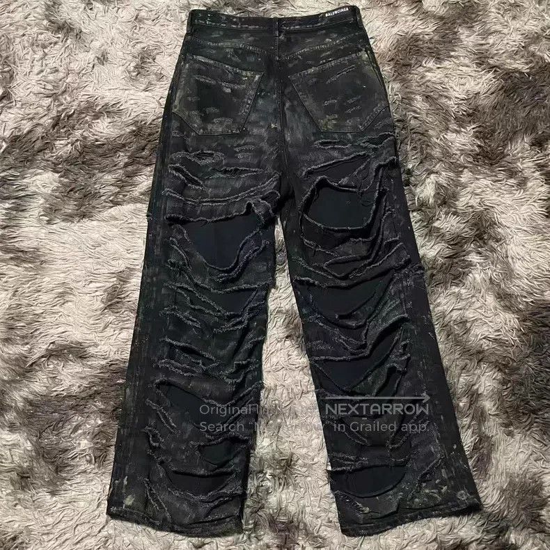 Balenciaga Balenciaga size S Mud-dyed distressed jeans Size US 27 - 2 Thumbnail