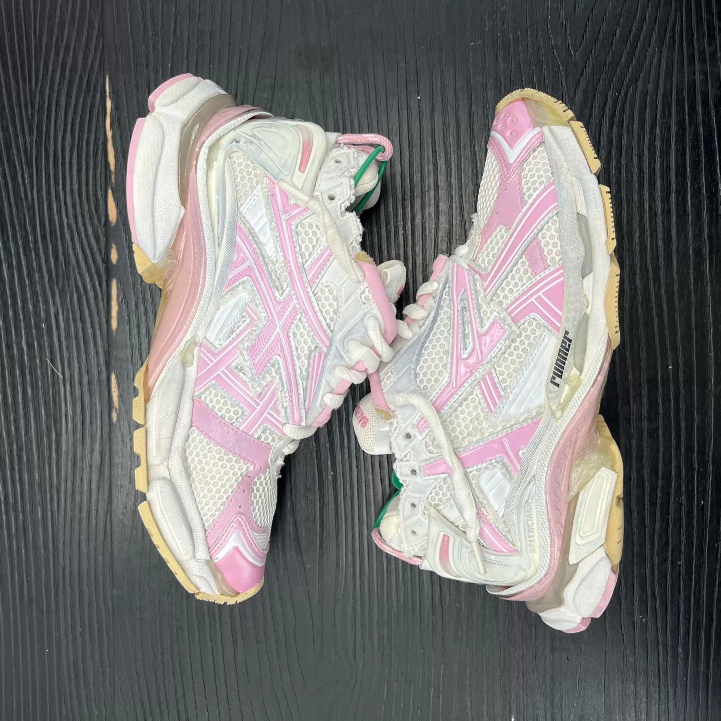 Balenciaga Balenciaga Runner Pink White 40 Size US 7 / EU 40 - 3 Thumbnail