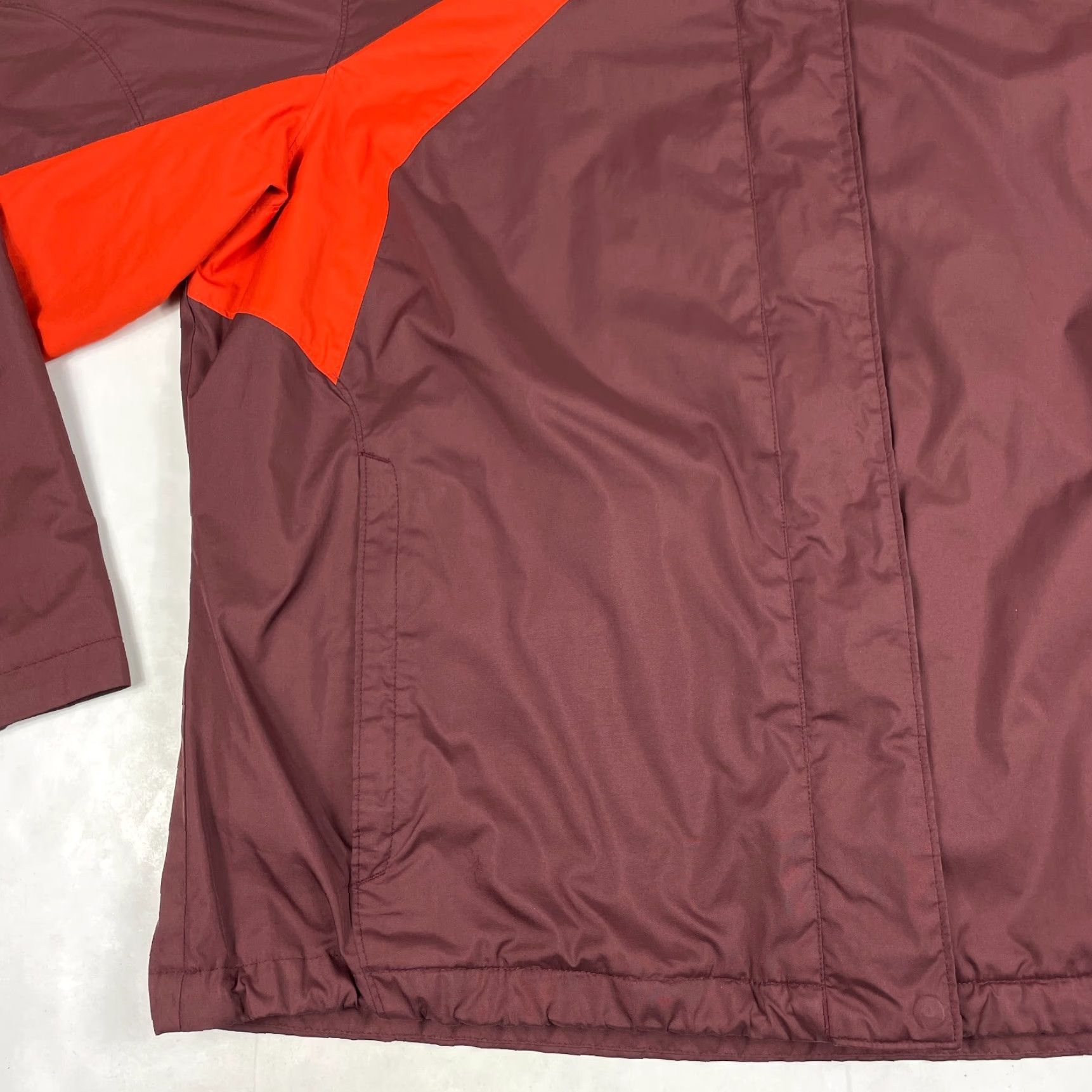 Vintage Columbia Jacket Womens 2X Red Omni-Shield Full Zip Hiking Skiing Water Repellent Outdoor Games Outdoors Wind-Resistant Pockets Collegiate Logo Size XXL / US 16-18 / IT 52-54 - 6 Thumbnail