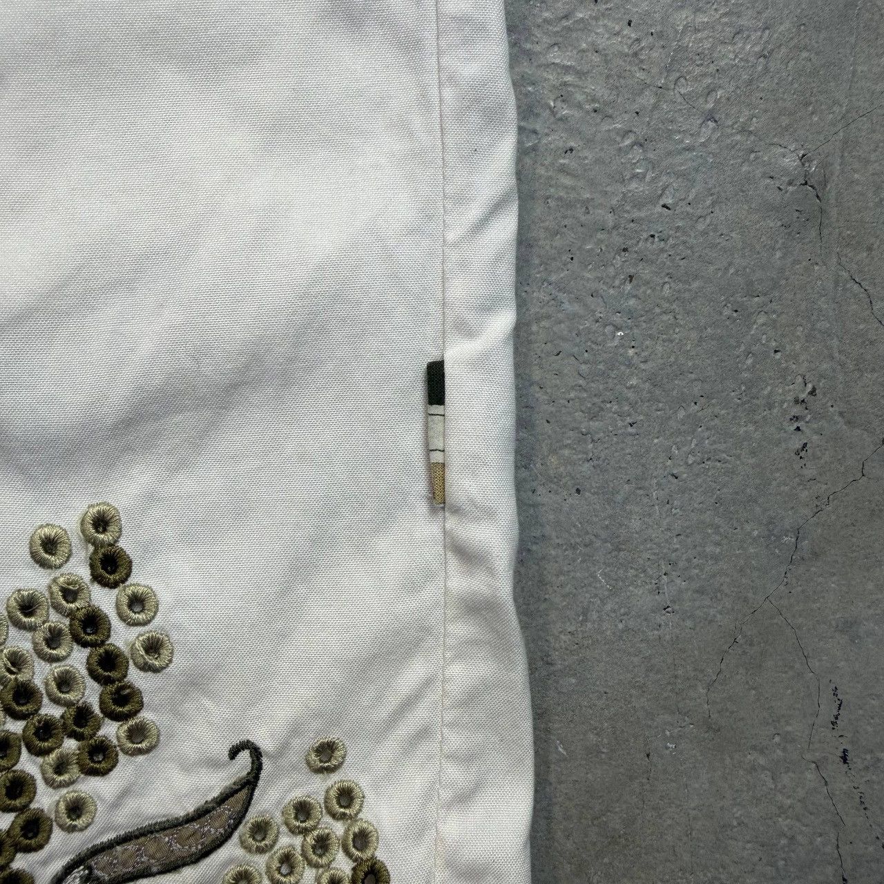 Maharishi Maharishi White Zip Shirt Embroidered Leaf Design Size US S / EU 44-46 / 1 - 12 Thumbnail