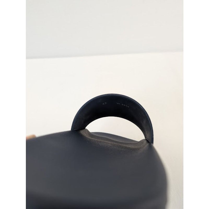 Givenchy o1rshd1 Embossed Rubber Logo Printed Slide Sandals Dark Blue Size US 14 / EU 47 - 18 Thumbnail