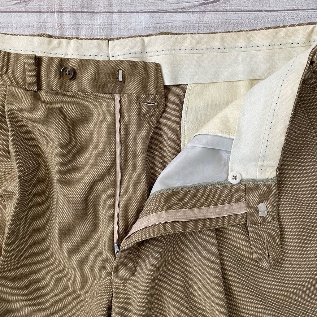 Ralph Lauren Ralph Lauren wool tan suit w/fully lined 3 button jacket and Size 44R - 7 Thumbnail