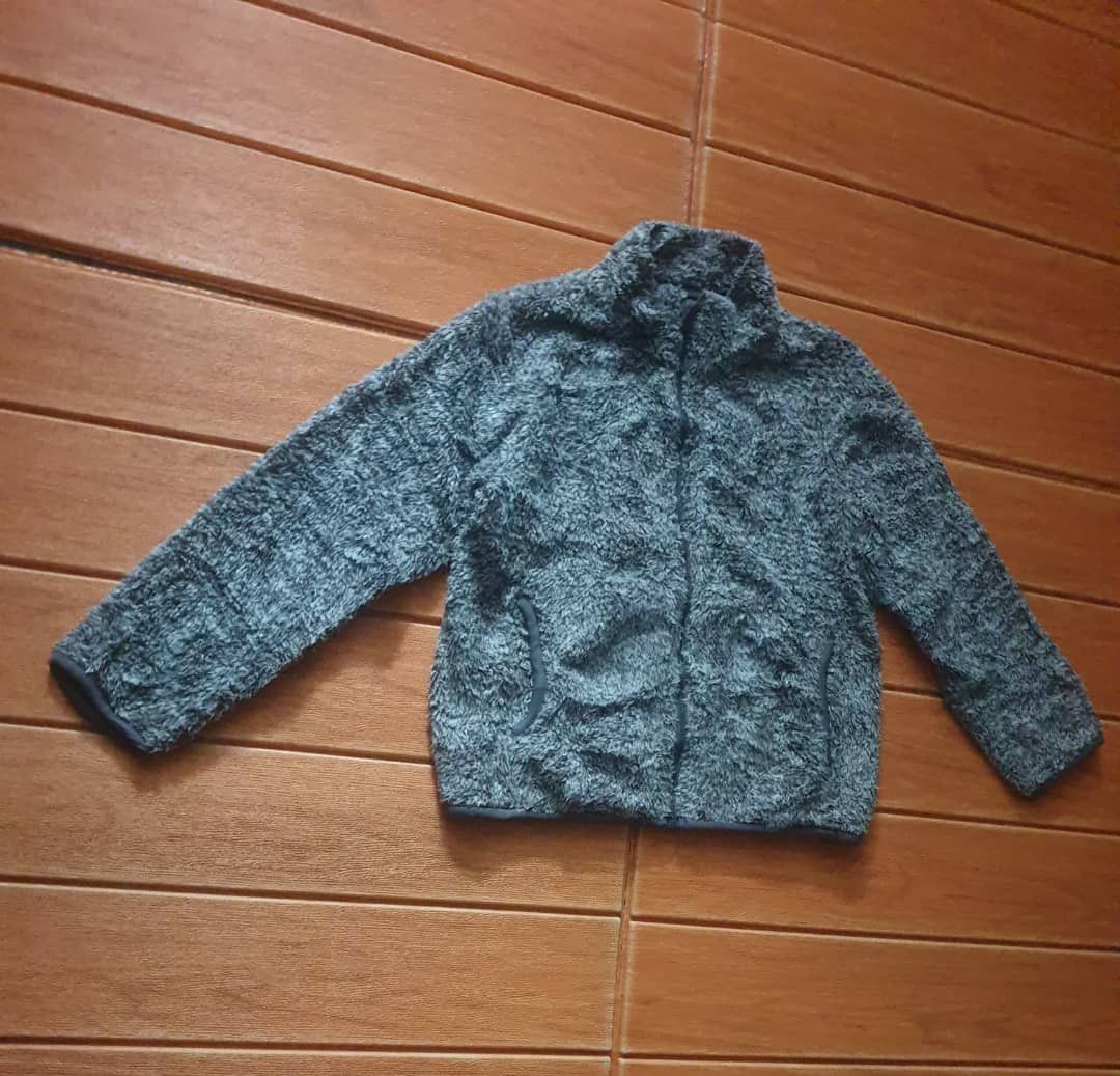 Uniqlo Uniqlo grey colour Fleece Sweater Size US XXS / EU 40 - 4 Thumbnail