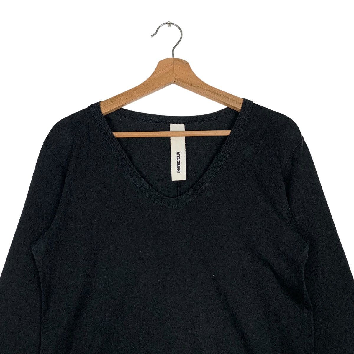 Attachment ATTACHMENT Black Plain V Neck Raglan Shirt #0342-C16 Size US M / EU 48-50 / 2 - 3 Thumbnail