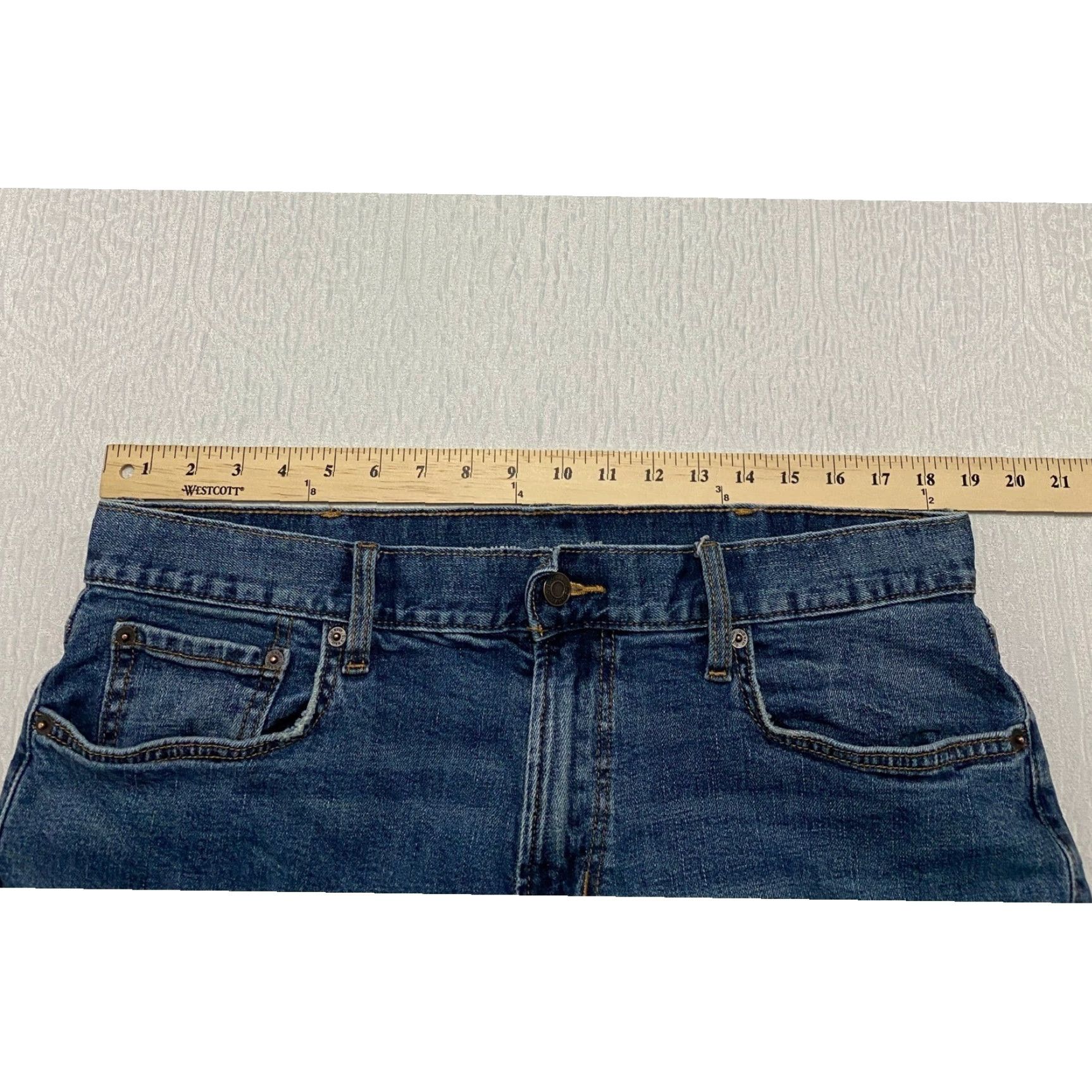 Old Navy Old Navy Jeans Men 38x30 Medium Wash Denim Straight Loose 5-Pocket Denim Stretch Pockets Jeans Men Size US 38 / EU 54 - 3 Thumbnail