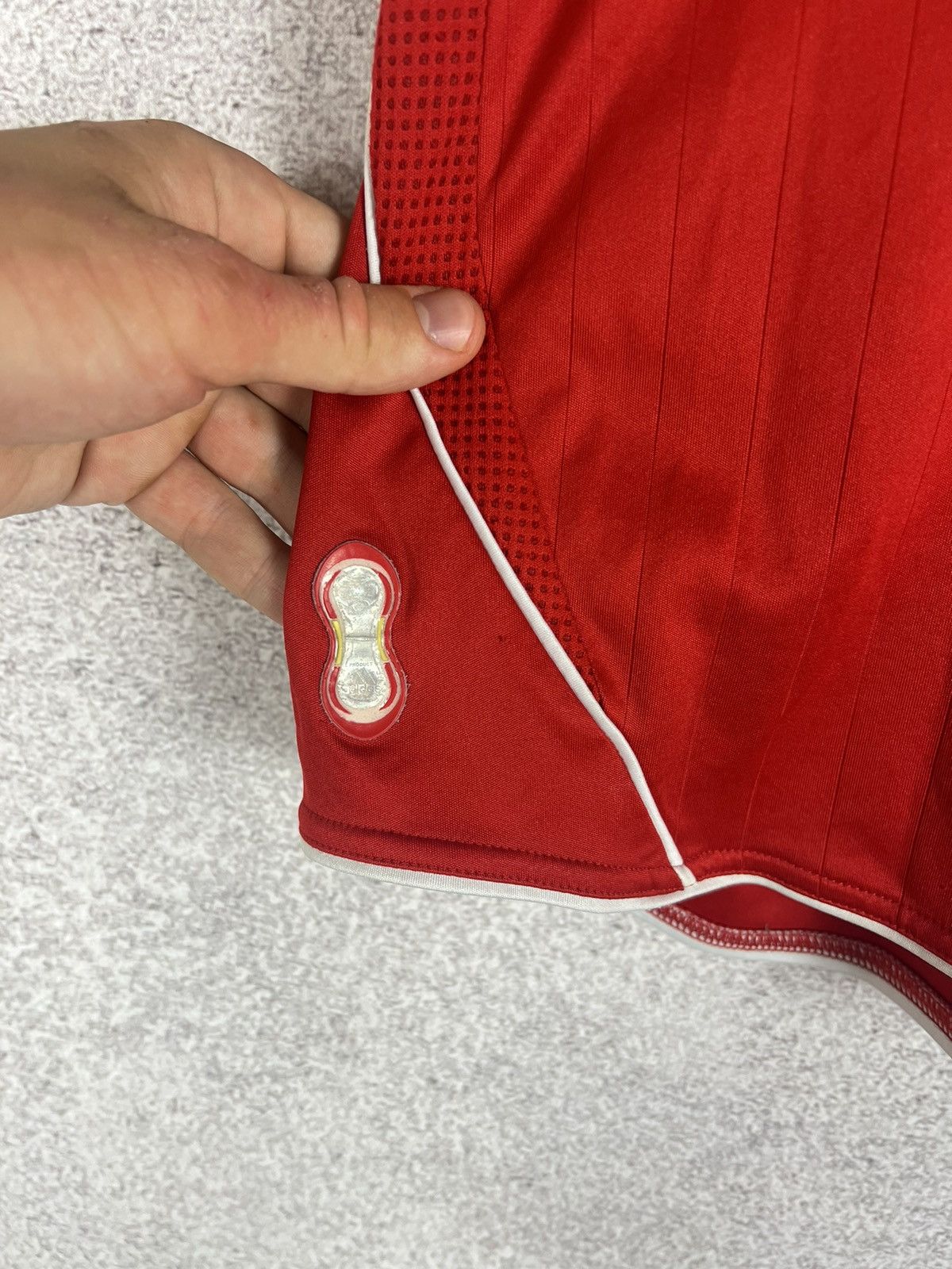 Vintage Vintage Adidas Liverpool 2006-2008 Riise Home Jersey Shirt Size US XS / EU 42 / 0 - 7 Thumbnail