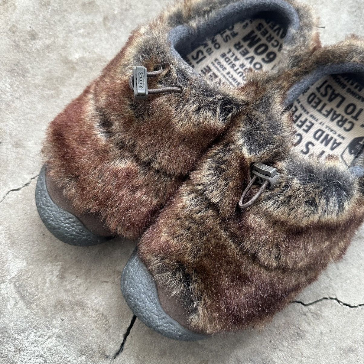 KEEN Keen howser 3 slide faux fur mule Size US 7.5 / IT 37.5 - 8 Thumbnail