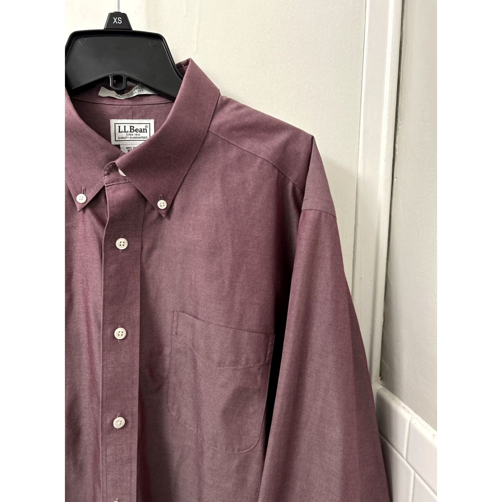Vintage VINTAGE L.L. Bean Shirt Mens 16.5 Red Pinpoint Oxford Traditional Fit Wrinkle Free Dress Shirt Size US XL / EU 56 / 4 - 4 Thumbnail