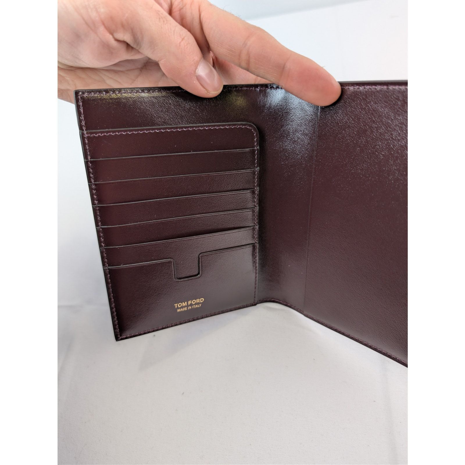 Tom Ford o1rshd1 Q:2 / Size: OS / Wallet in Burgundy Size ONE SIZE - 4 Thumbnail