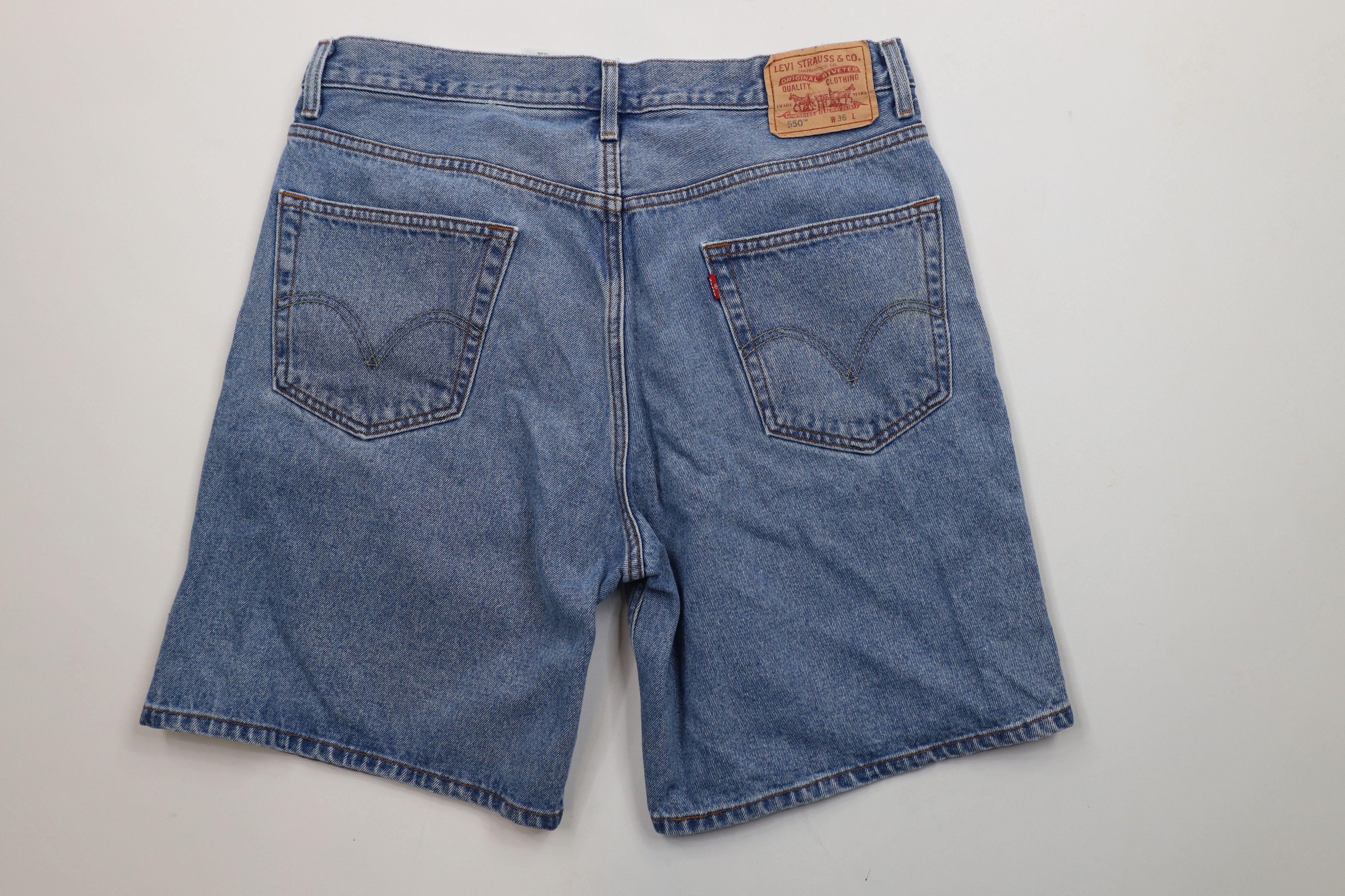 Levi's × Vintage Vintage Y2K 2004 Levis 550 Relaxed Denim Jean Shorts Jorts Size US 36 / EU 52 - 8 Thumbnail