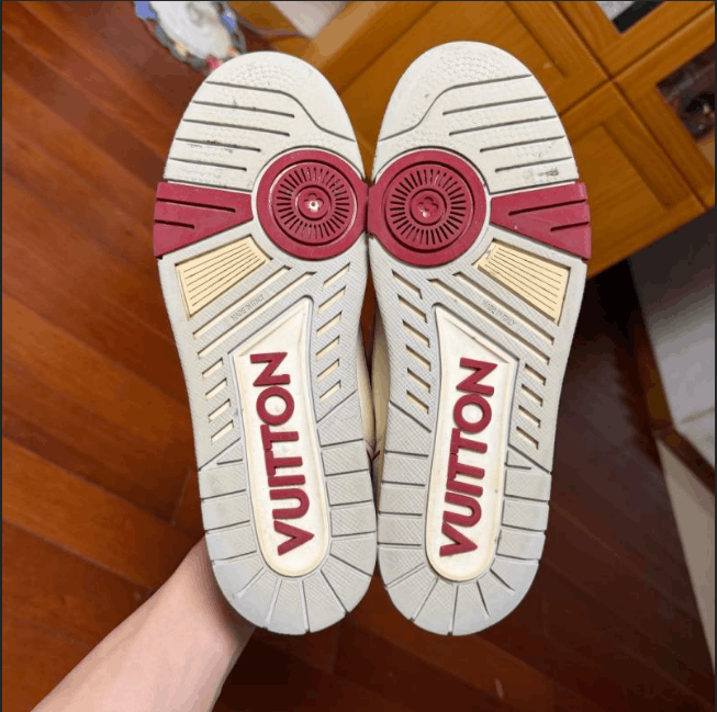 Louis Vuitton Louis Vuitton low-top sneakers Size US 9 / EU 42 - 4 Thumbnail