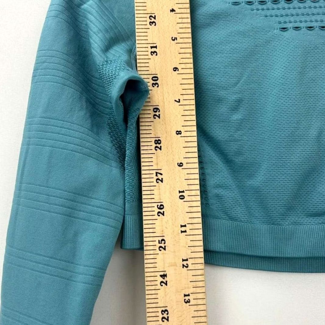 Gymshark Gymshark Crop Top Womens XS Teal Blue Flawless Knit Long Sleeve Thumbhole Size XS / US 0-2 / IT 36-38 - 4 Thumbnail