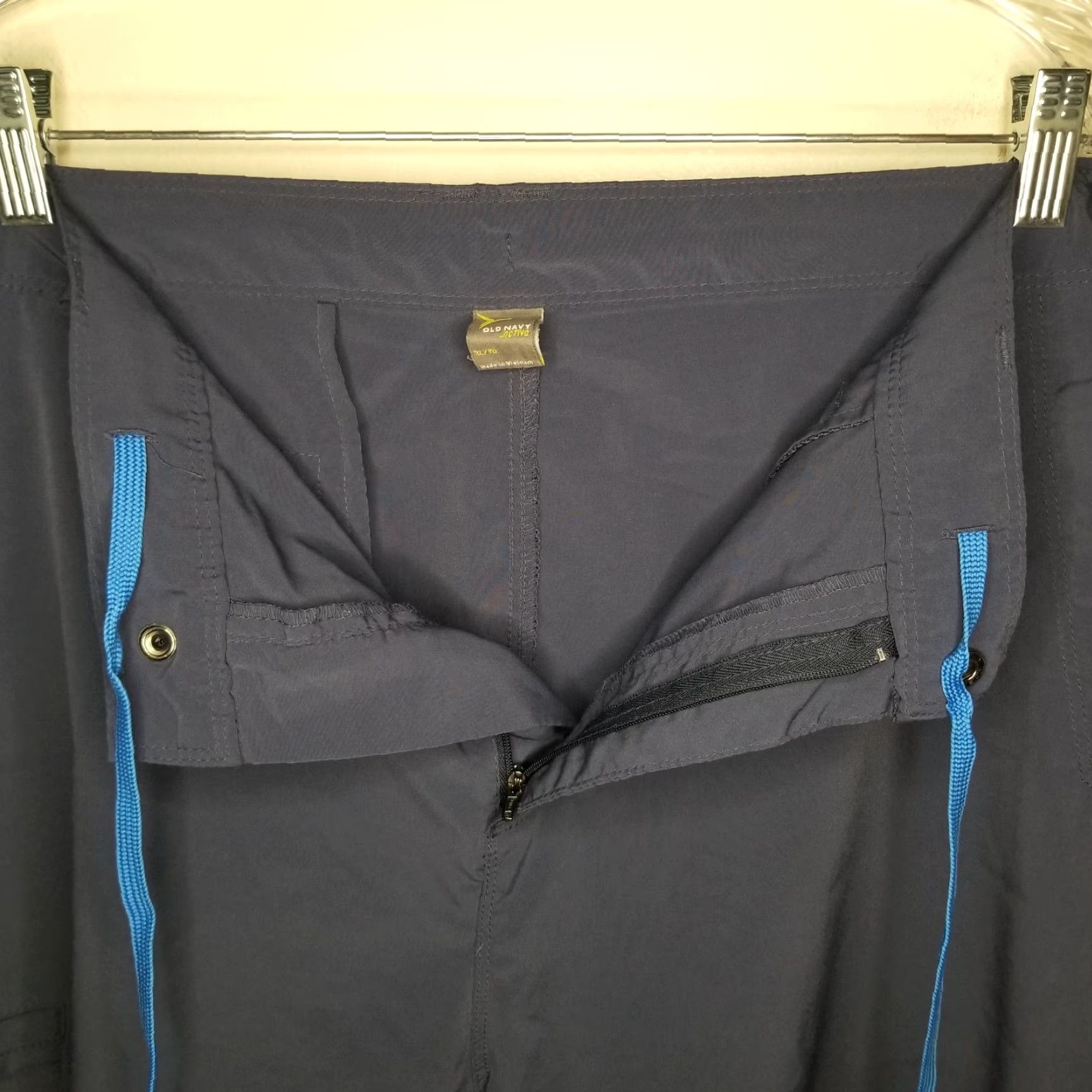 Old Navy OLD NAVY ACTIVE Mens Shorts XL Blue Activewear Athletic Size US 36 / EU 52 - 2 Thumbnail