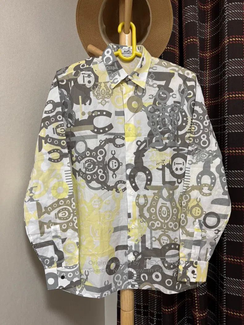 Hermes size 38 Shirt jacket. Classic pattern 100% cotton.