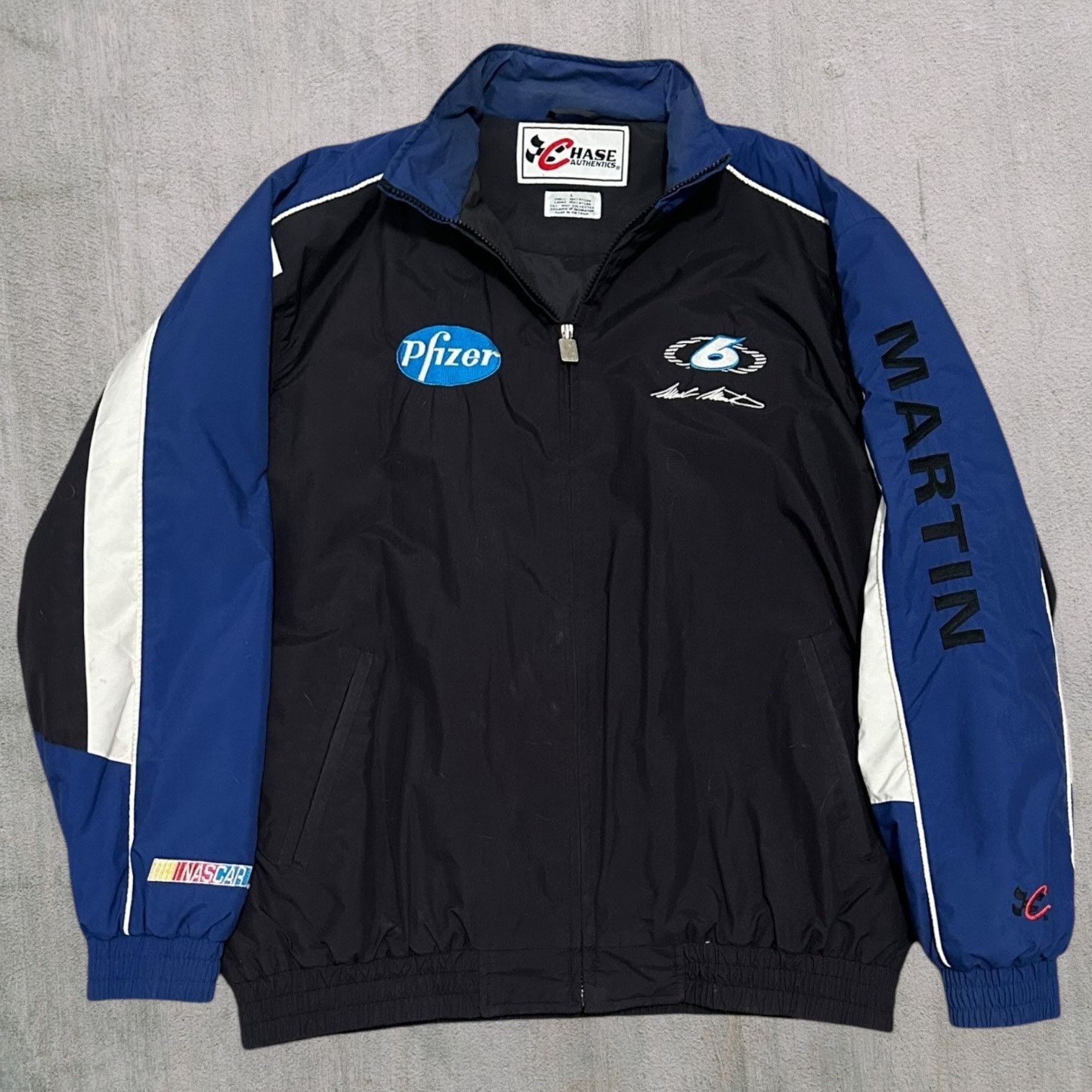 Chase Authentics 90s nascar Pfizer Martin Chase authentics Size US L / EU 52-54 / 3 - 4 Thumbnail