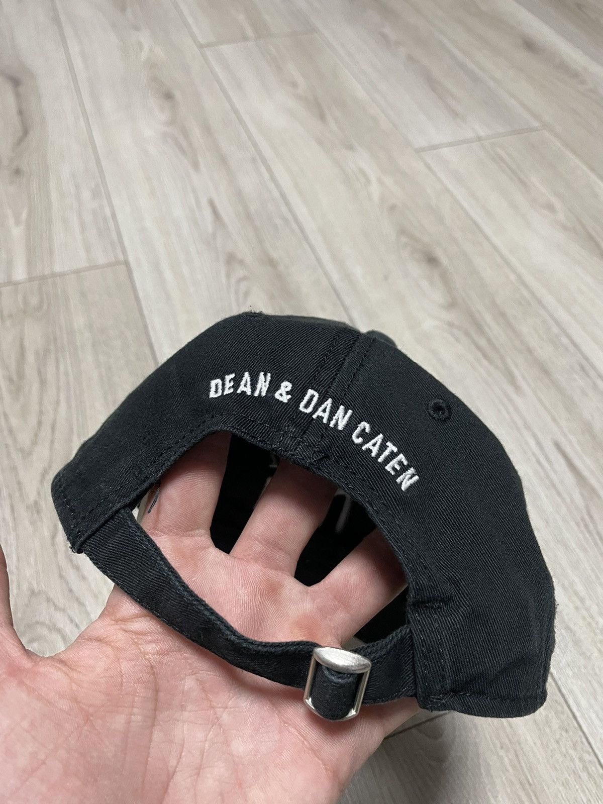 Dsquared2 Vintage Dsquared2 ICON Logo Black Cap Streetwear Hat Size ONE SIZE - 5 Thumbnail