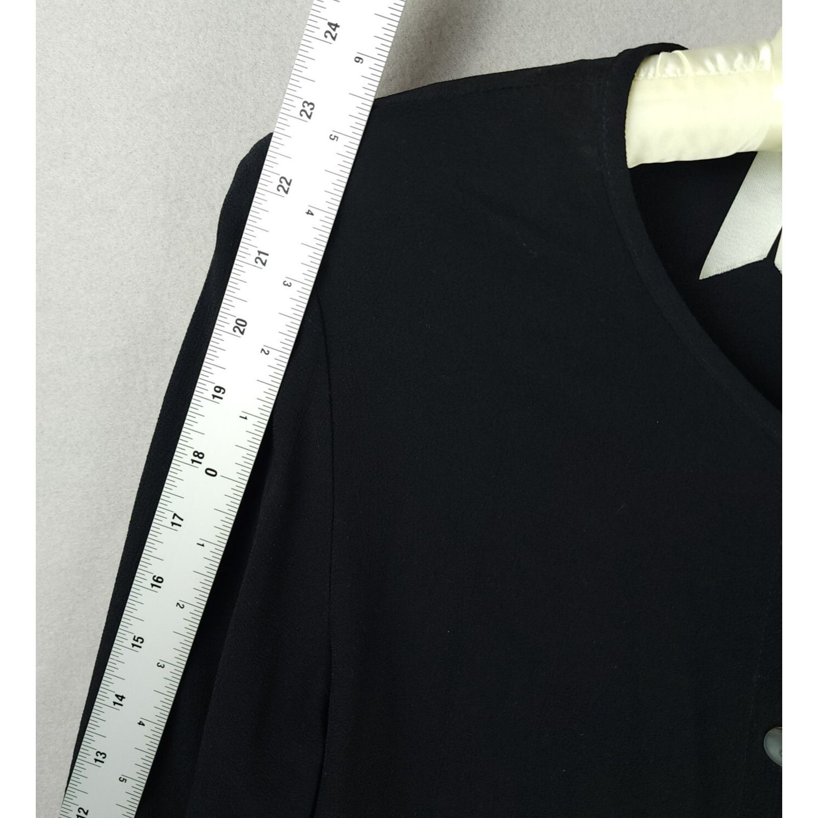Other Harlow Rayon Black Buttoned Long Sleeve Sweater Medium Size M / US 6-8 / IT 42-44 - 4 Thumbnail