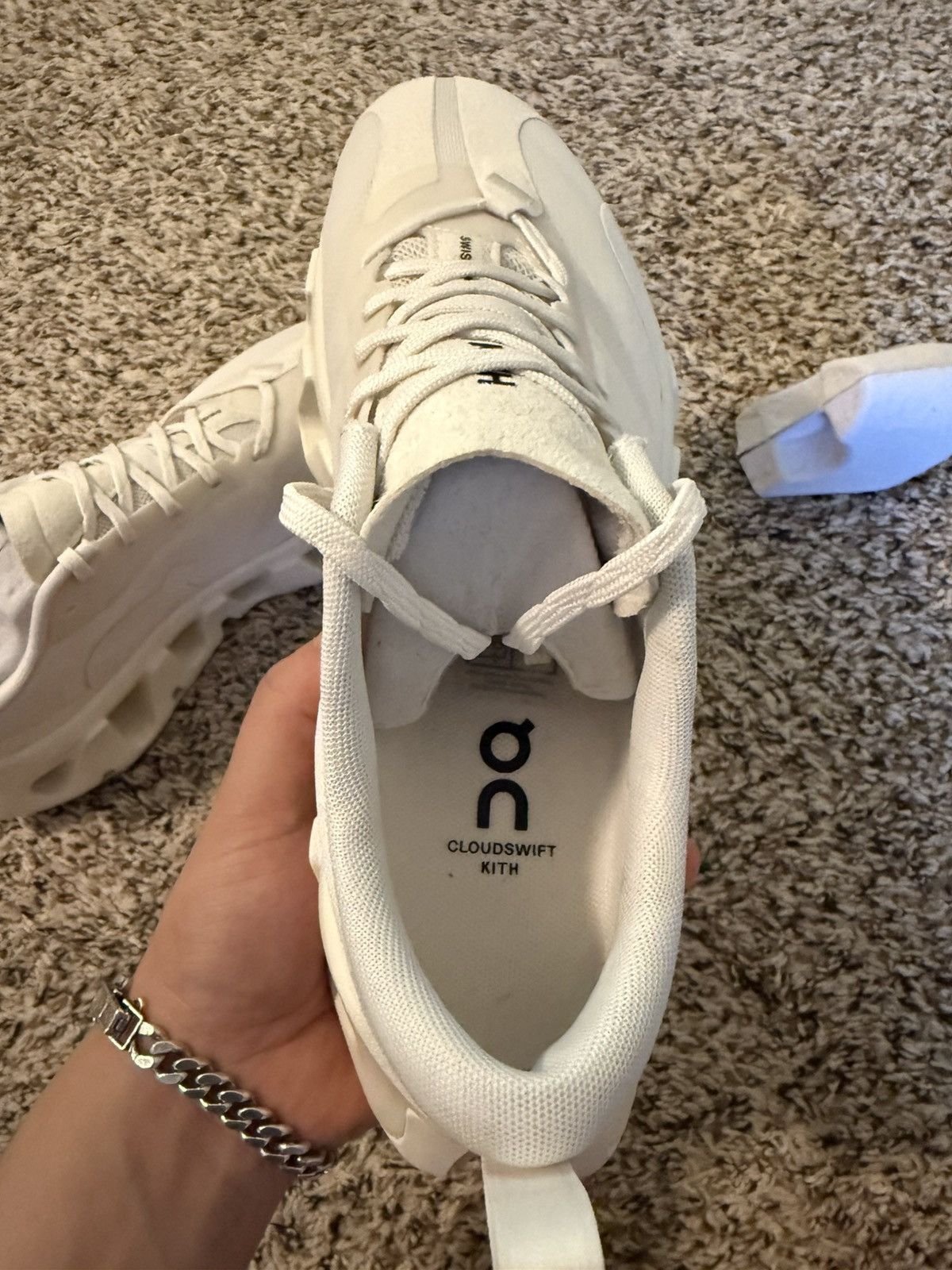 Kith × On ON K-TECH 1 KITH TOFU Size US 7 / EU 40 - 9 Thumbnail