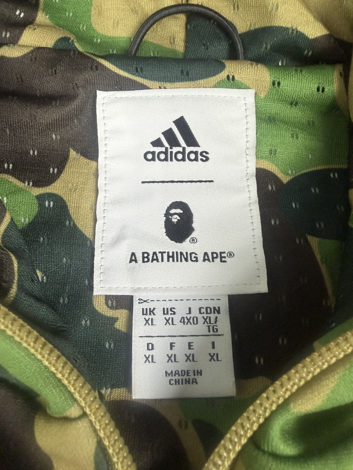 Bape Bape x Adidas SB Shark Hoodie Size US XL / EU 56 / 4 - 6 Thumbnail