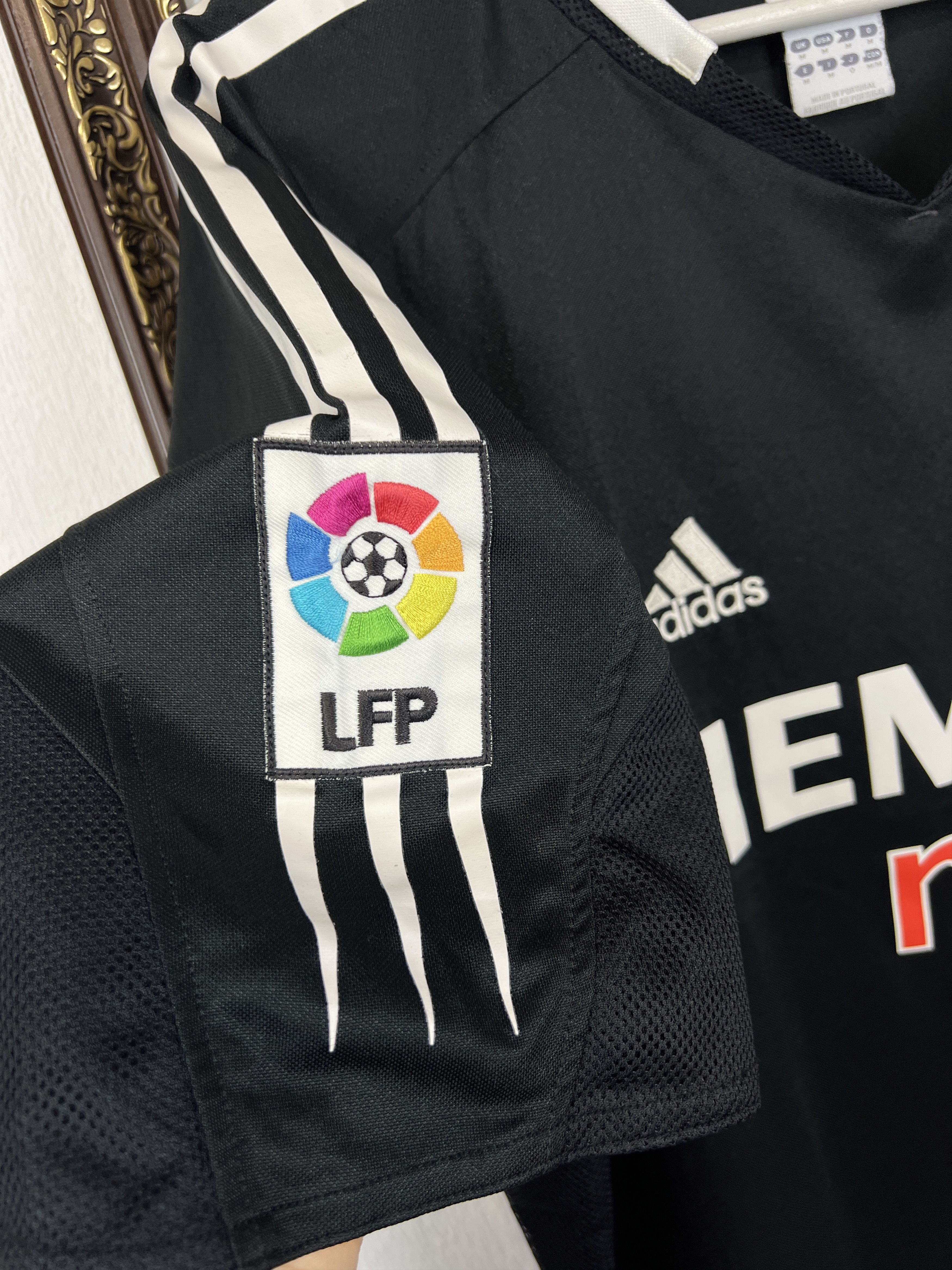 Adidas Real Madrid Away football shirt 2004 Soccer Jersey Trikot Size US M / EU 48-50 / 2 - 4 Thumbnail
