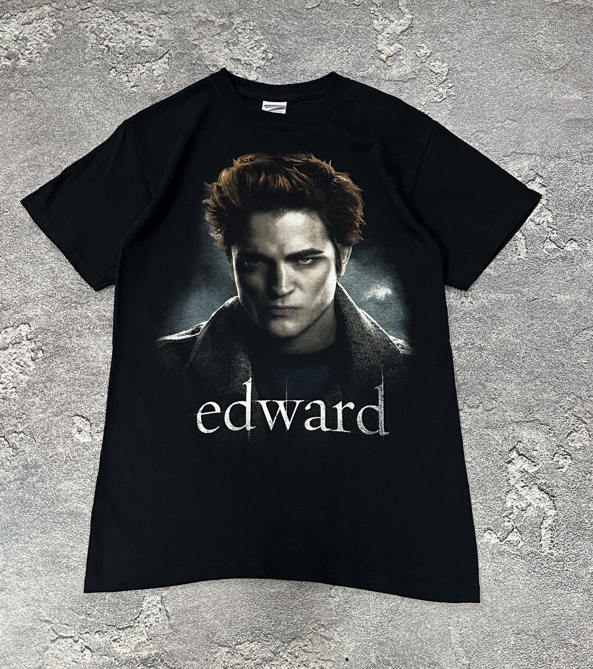 Vintage Vintage 2008 Twilight Edward Cullen Movie Tee Black L Size US S / EU 44-46 / 1 - 2 Thumbnail