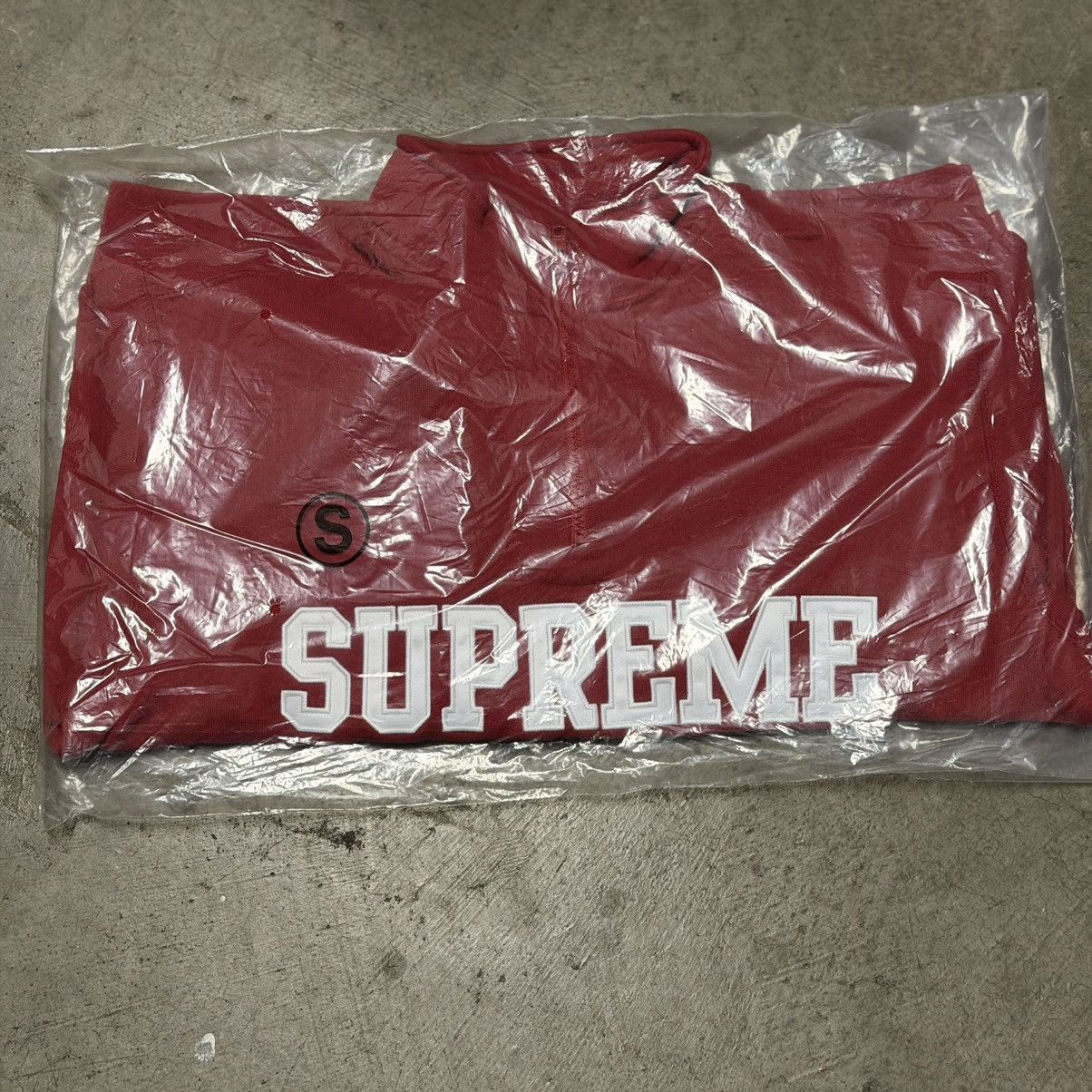 Supreme Supreme Shop Flag Half Zip Pullover - JAPAN / Small Size US S / EU 44-46 / 1 - 1 Thumbnail